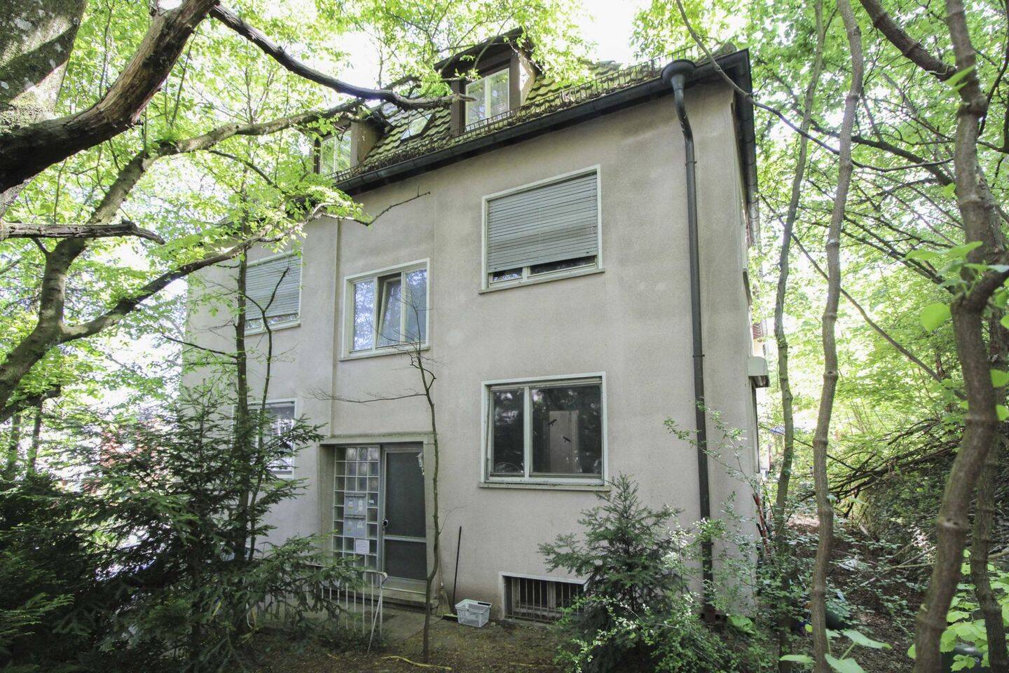 Mehrfamilienhaus zum Kauf, Stuttgart