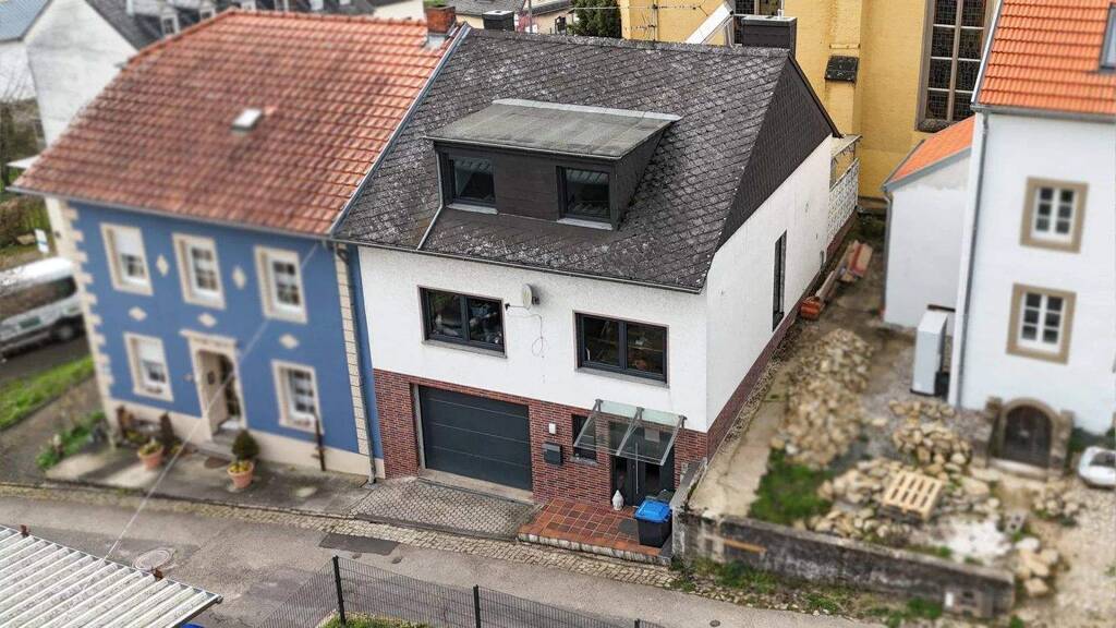 Einfamilienhaus zum Kauf 399.000 € 10 Zimmer 132 m² 122 m² Grundstück Kirchweg 4 Mesenich Langsur 54308