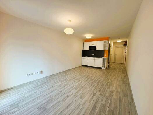 Studio zur Miete 570 € 1 Zimmer 34 m² 1. Geschoss Erlangen-Süd Erlangen 91052