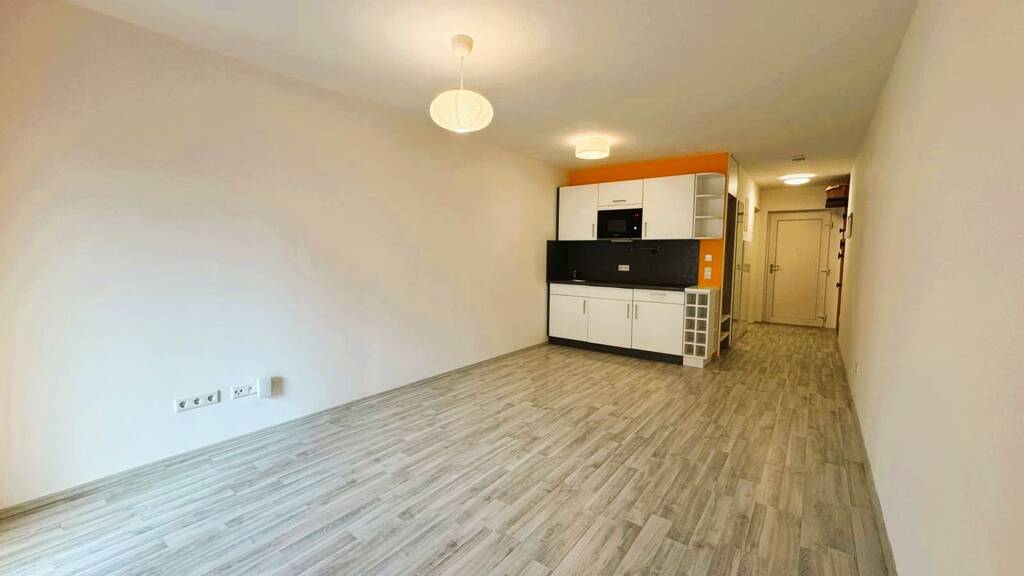 Studio zur Miete 570 € 1 Zimmer 34 m² 1. Geschoss Erlangen-Süd Erlangen 91052