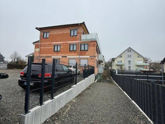 Wohnung zur Miete 900 € 2,5 Zimmer 90 m² 2. Geschoss Friedrich-Ebert-Str. 15 Watzenborn-Steinberg Pohlheim 35415
