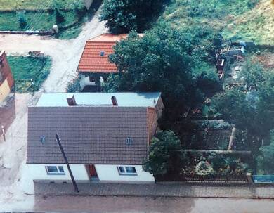 Einfamilienhaus zum Kauf 59.000 € 4 Zimmer 125 m² 419 m² Grundstück frei ab sofort Feldberg 35 Könnern Könnern 06420