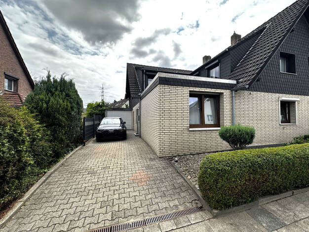 Doppelhaushälfte zum Kauf 450.000 € 6 Zimmer 197 m² 506 m² Grundstück Essen 45329
