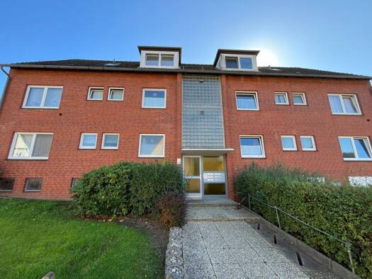 Mehrfamilienhaus zum Kauf provisionsfrei als Kapitalanlage geeignet 800.000 € 1 Zimmer 473 m² 1.616 m² Grundstück Kücknitz Kücknitz 23569