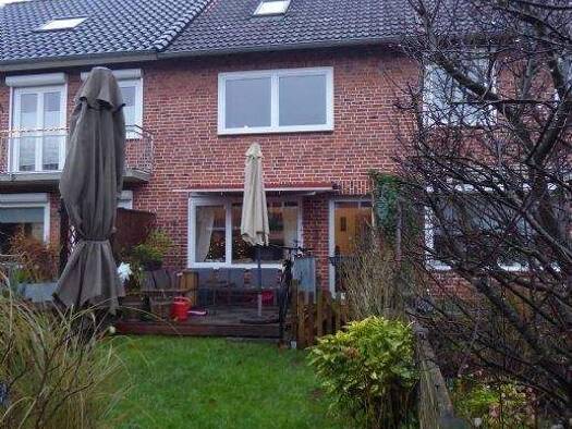 Reihenmittelhaus zur Miete 1.100 € 3,5 Zimmer 80 m² 200 m² Grundstück Schubertring 36 Garstedt Norderstedt 22848