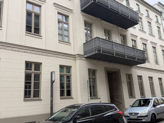 Wohnung zur Miete 700 € 2 Zimmer 65 m² EG frei ab sofort Altstadt Schwerin 19055