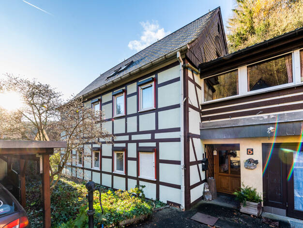 Einfamilienhaus zum Kauf 279.000 € 9 Zimmer 339,5 m² 990 m² Grundstück frei ab sofort Bad Schandau Bad Schandau 01814
