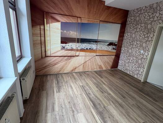 Wohnung zur Miete 350 € 3 Zimmer 49,5 m² frei ab sofort Thomas-Mann-Straße 1 A Zeitz Zeitz 06712