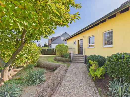 Einfamilienhaus zum Kauf 605.000 € 5 Zimmer 138,1 m² 964 m² Grundstück Hiltmannsdorf Seukendorf 90556