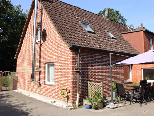 Einfamilienhaus zum Kauf 420.000 € 8 Zimmer 191 m² 1.200 m² Grundstück Benz Malente 23714