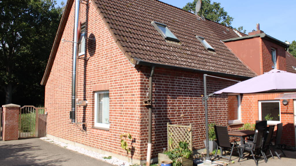 Einfamilienhaus zum Kauf 420.000 € 8 Zimmer 191 m² 1.200 m² Grundstück Benz Malente 23714