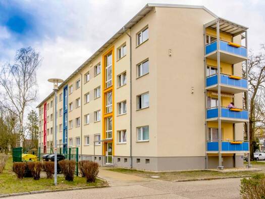 Wohnung zur Miete 350 € 3 Zimmer 66 m² 4. Geschoss frei ab sofort Johann-Gottfried-Herder-Straße 22 Hoyerswerda 02977