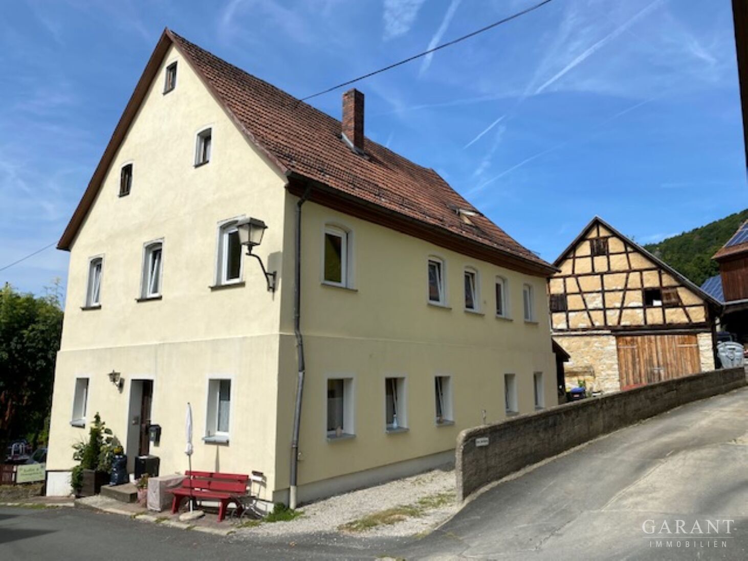 Mehrfamilienhaus zum Kauf 269.000 € 12 Zimmer 294 m²<br/>Wohnfläche 600 m²<br/>Grundstück Streitberg Wiesenttal 91346