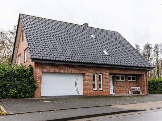 Einfamilienhaus zum Kauf 645.000 € 8 Zimmer 250 m² 544 m² Grundstück frei ab sofort Ennigloh Bünde 32257