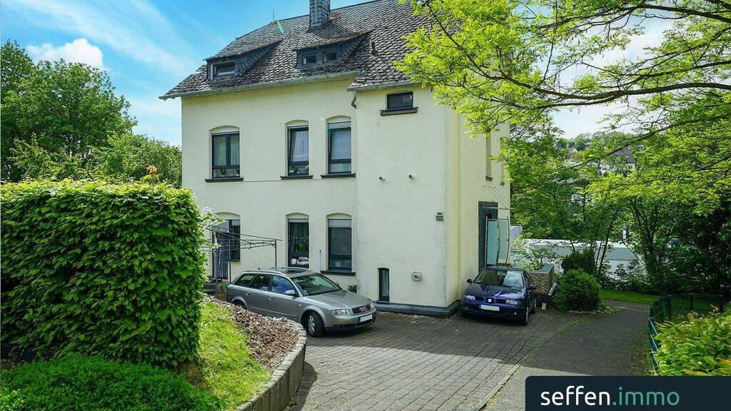 Mehrfamilienhaus zum Kauf 388.000 € 11 Zimmer 228 m² 573 m² Grundstück Olpe 57462