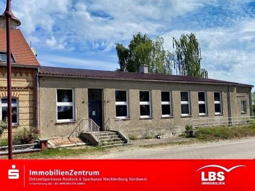 Doppelhaushälfte zum Kauf 150.000 € 5 Zimmer 322 m² 1.700 m² Grundstück frei ab sofort Zahrensdorf Kloster Tempzin 19412