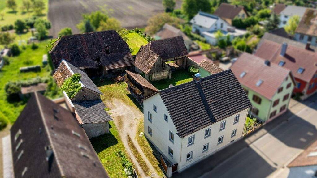 Landidyll auf großzügigem Anwesen mit vielfältiger Nutzungsmöglichkeit