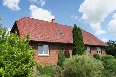 Mehrfamilienhaus zum Kauf 390.000 € 7 Zimmer 194,3 m² 1.162 m² Grundstück Levitzow Sukow-Levitzow 17168