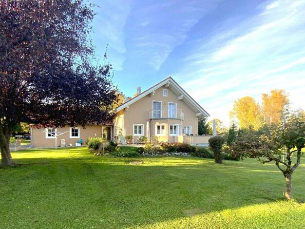 Mehrfamilienhaus zum Kauf 1.299.900 € 8 Zimmer 204 m² 26.400 m² Grundstück Natternberg Deggendorf 94469