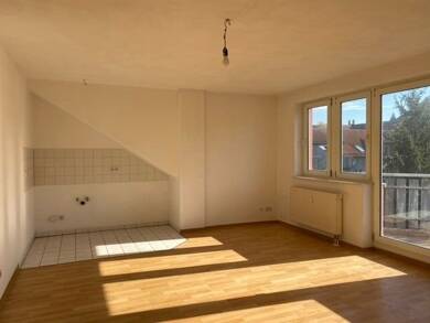 Wohnung zur Miete 230 € 1 Zimmer 38,7 m² Dachgeschoss, 4. Geschoss frei ab 01.06.2025 Thränhart-Siedlung 5 Naumburg Naumburg (Saale) 06618
