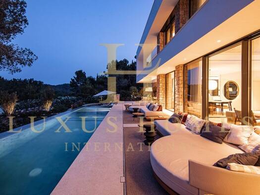 Villa zum Kauf provisionsfrei als Kapitalanlage geeignet 4.000.000 € 5 Zimmer 399 m² 1.507 m² Grundstück Santa Eulària des Riu