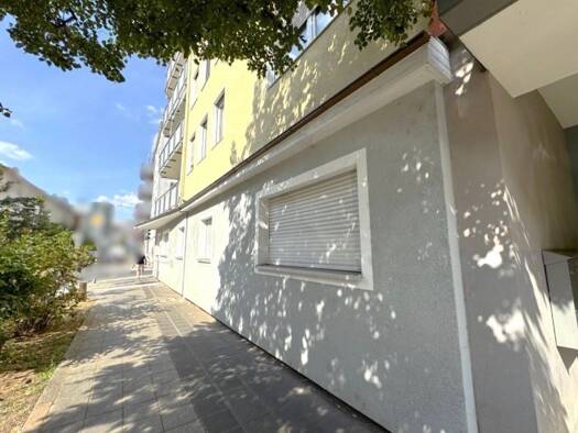 Wohnung zur Miete 1.060 € 2 Zimmer 80 m² frei ab sofort Steinbühl Nürnberg 90443