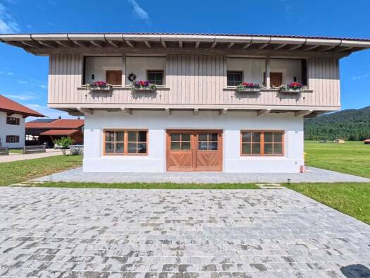 Lagerhalle zur Miete provisionsfrei 330 € 42 m² Lagerfläche Krün 82494