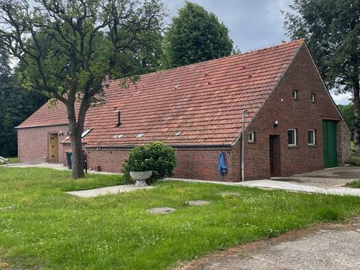 Einfamilienhaus zur Miete 750 € 3,5 Zimmer 80 m² 3.259 m² Grundstück Ardorf Wittmund 26409