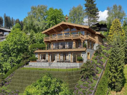 Villa zum Kauf - Erstbezug 8 Zimmer 526,1 m² 1.000 m² Grundstück Kitzbühel 6370