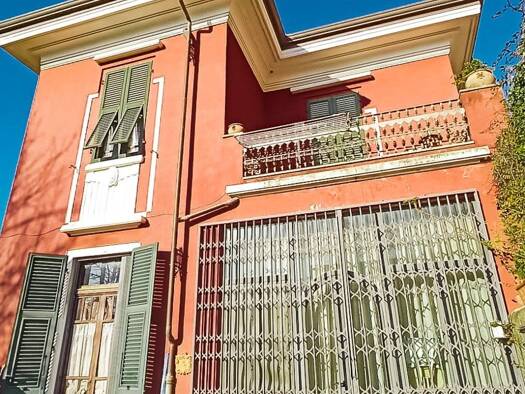Haus zum Kauf 1.200.000 € 600 m² Carrara 54033