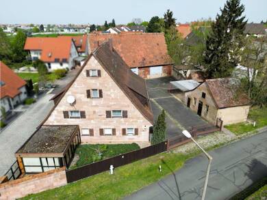 Bauernhaus zum Kauf provisionsfrei 849.000 € 10 Zimmer 270 m² 1.598 m² Grundstück Weikershofer Straße 30 Höfen Nürnberg 90431