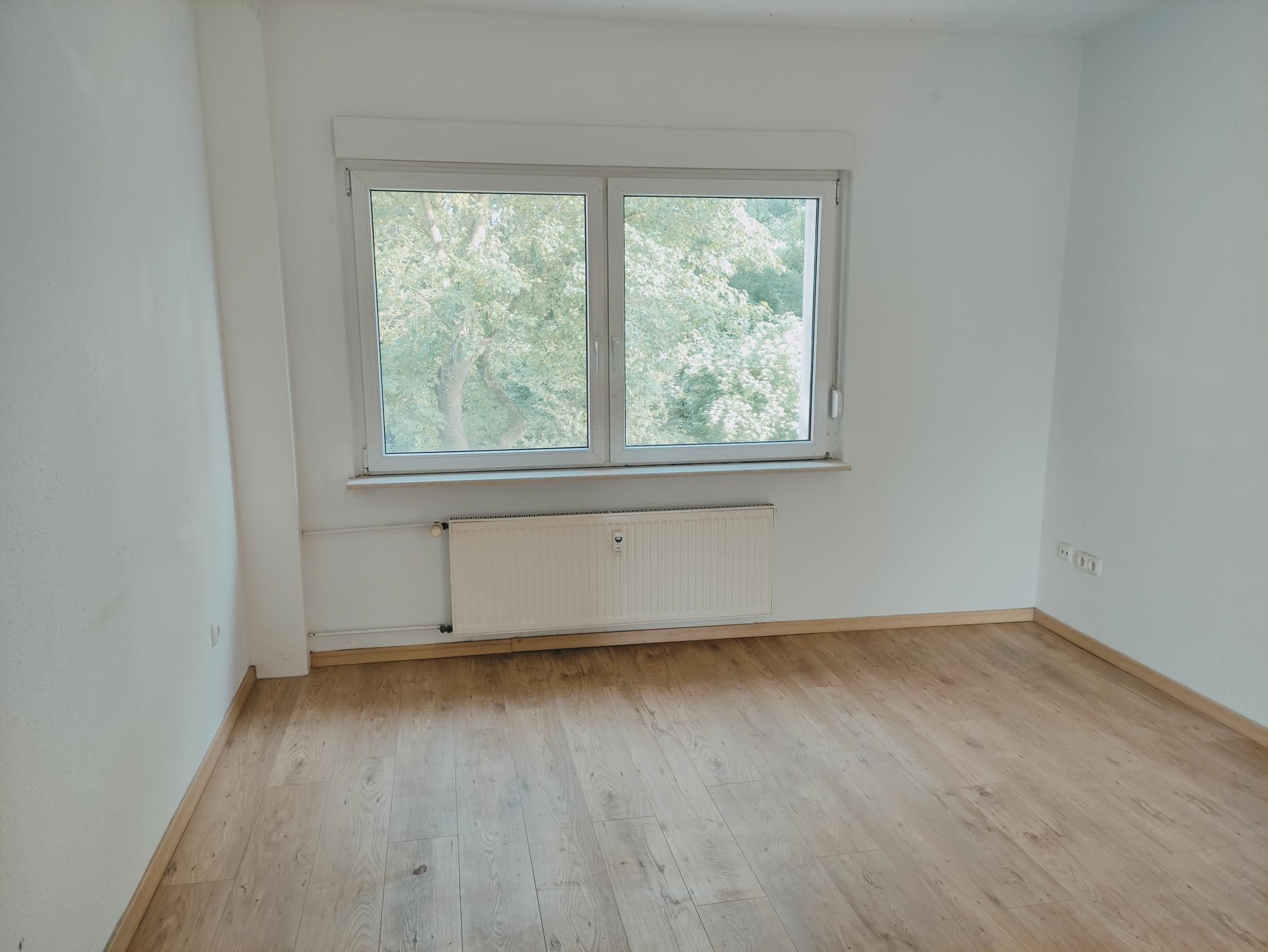 Wohnung zur Miete 375 € 2 Zimmer 50 m²<br/>Wohnfläche 2.<br/>Geschoss Hochfelder Str. 76 Hochemmerich Duisburg 47226