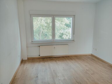 Wohnung zur Miete 375 € 2 Zimmer 50 m² 2. Geschoss Hochfelder Str. 76 Hochemmerich Duisburg 47226