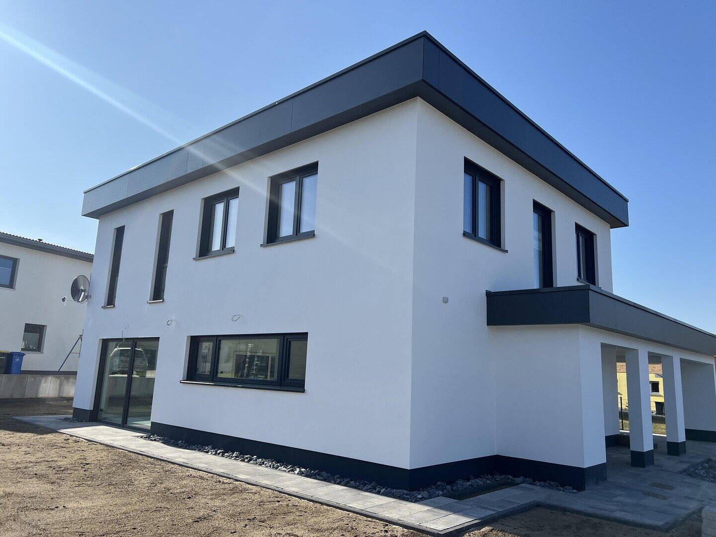 Villa zum Kauf - Erstbezug - Ansicht 3