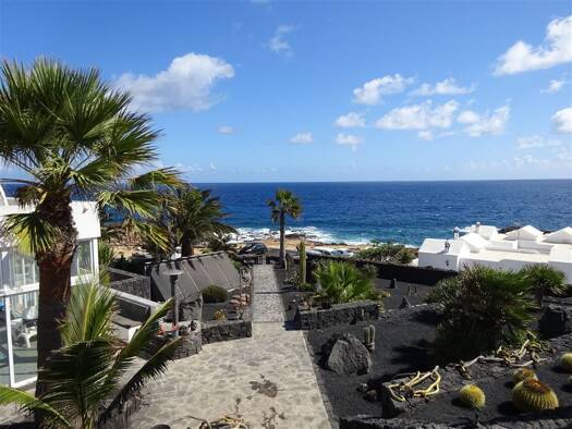 Villa zum Kauf provisionsfrei 900.000 € 6 Zimmer 300 m² 1.973 m² Grundstück Charco del Palo 35544