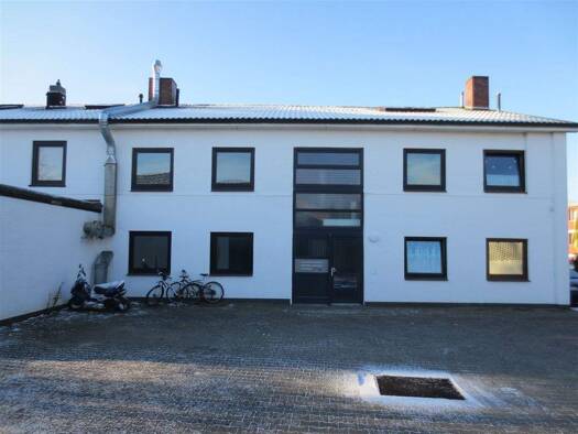 Mehrfamilienhaus zum Kauf 1.249.000 € 18 Zimmer 630 m² 1.331 m² Grundstück frei ab sofort Lütjensee 22952