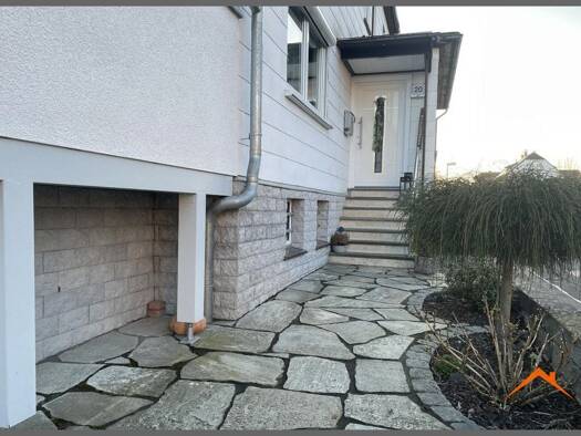 Einfamilienhaus zum Kauf provisionsfrei 234.000 € 5 Zimmer 145 m² 207 m² Grundstück frei ab 01.09.2026 Wabern Wabern 34590