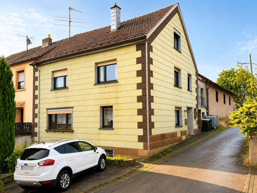 Einfamilienhaus zum Kauf 145.000 € 6 Zimmer 130 m² 580 m² Grundstück frei ab sofort Wahlen Losheim am See 66679