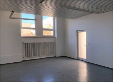 Bürofläche zur Miete provisionsfrei 8 € 141,1 m² Bürofläche Neutraubling 93073