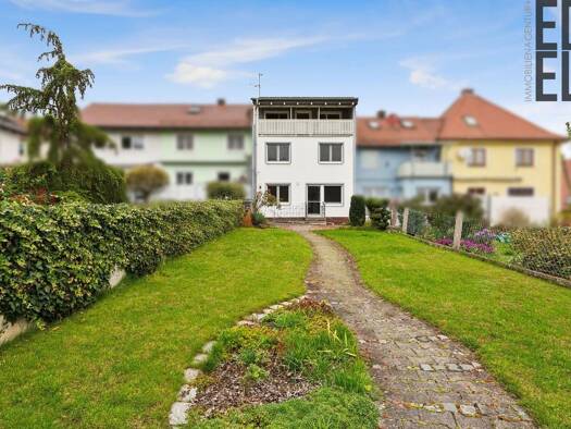 Reihenmittelhaus zum Kauf 299.000 € 7 Zimmer 119 m² 622 m² Grundstück Luitpoldhöhe Amberg 92224