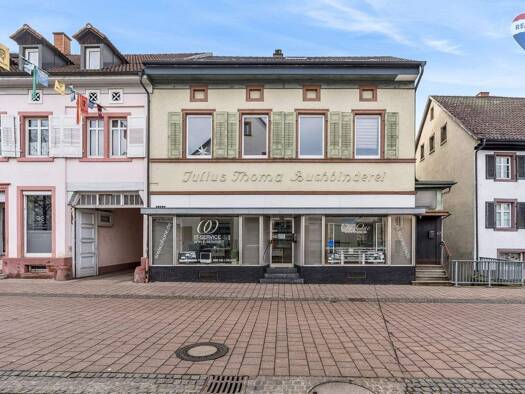 Haus zum Kauf 725.000 € 10 Zimmer 162,8 m² 236 m² Grundstück Schopfheim Schopfheim 79650