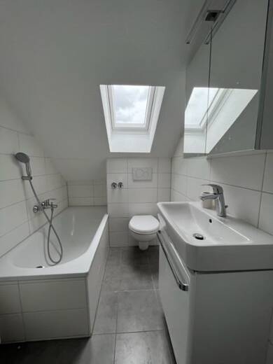 Wohnung zur Miete 420 € 2 Zimmer 30 m² 2. Geschoss Danziger Straße 29 Cadolzburg Cadolzburg 90556