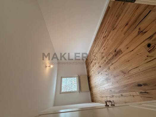 Wohnung zur Miete 990 € 4 Zimmer 93 m² 4. Geschoss frei ab sofort Tiefe Straße 7A Anger-Crottendorf Leipzig 04318