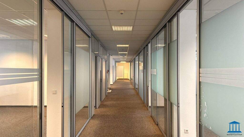 Büro zur Miete 4.112 € 10 Zimmer Wiener Neustadt 2700