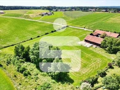 Bauernhaus zum Kauf 695.000 € 7 Zimmer 275 m² 16.537 m² Grundstück Roßbach Roßbach 94439