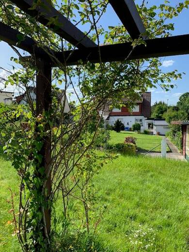 Doppelhaushälfte zum Kauf 365.000 € 7 Zimmer 121 m² 488 m² Grundstück frei ab sofort Kernstadt Limburg 65549