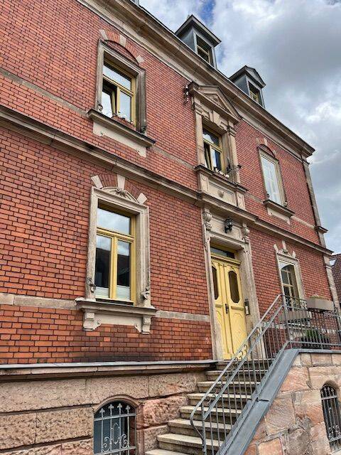 Immobilie in Zirndorf - Außergewöhnliche 4 ZW in zentraler Lage in Zirndorf ! - Bild 1