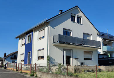 Mehrfamilienhaus zum Kauf 590.000 € 8 Zimmer 221 m² 931 m² Grundstück Geldersheim 97505