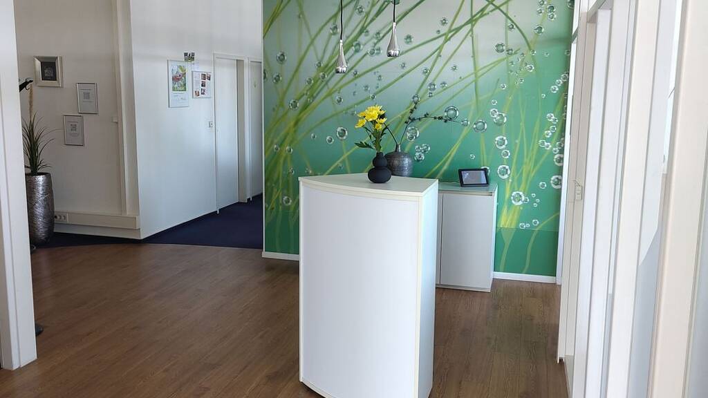 Büro zur Miete provisionsfrei 6,5 Zimmer 240 m² Bürofläche Rohwedderstr. 2-6 Ritterhude 27721