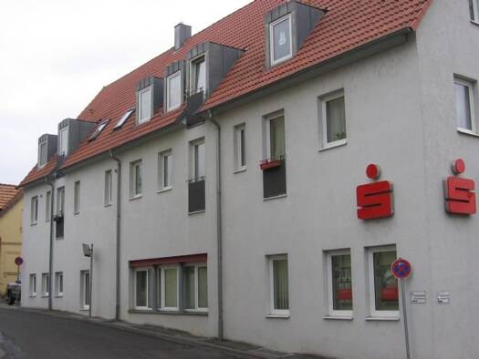 Studio zur Miete 350 € 1 Zimmer 32 m² Dachgeschoss, 2. Geschoss Am Plan 1 Gochsheim Gochsheim 97469
